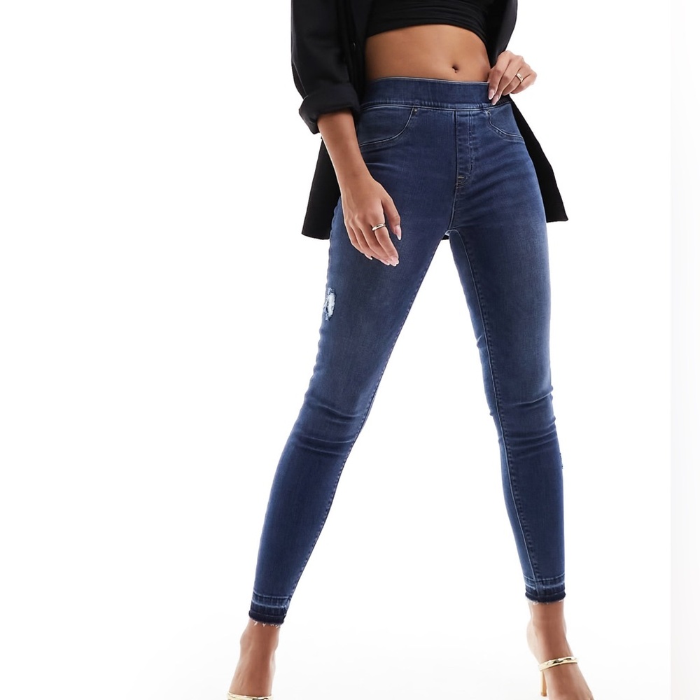 Spanx distressed skinny jeans medium wash M